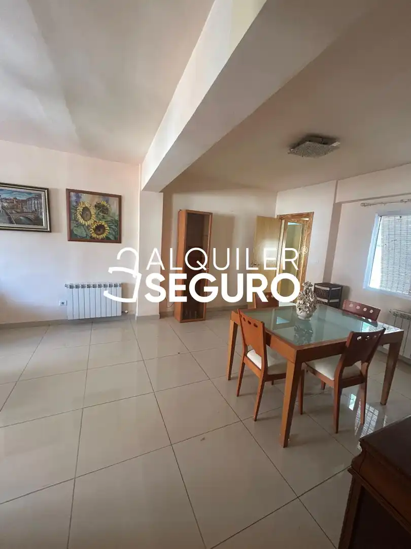 Sala de estar de Piso de alquiler en Granada con Aire acondicionado, Calefacción y Terraza