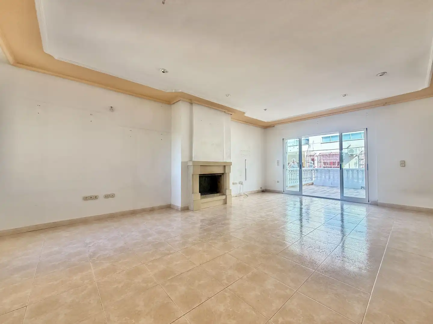 Sala d'estar de Casa o xalet en venda en Murcia amb Aire condicionat i Terrassa