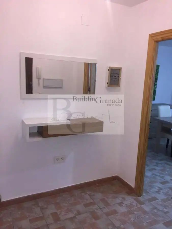 Habitación de Piso de alquiler en Granada con Calefacción, Terraza y Amueblado