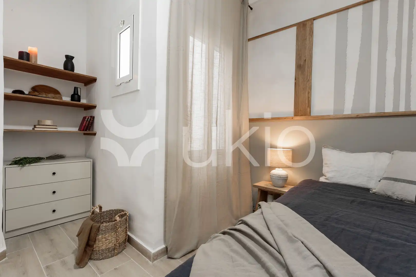 Habitación de Apartamento de alquiler en Barcelona con Calefacción, Amueblado y Horno