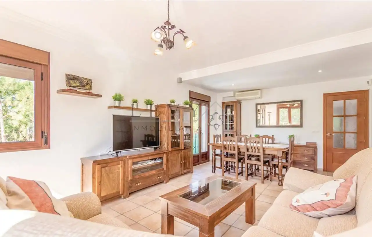 House with pool for sale in Iznájar, imagen 8
