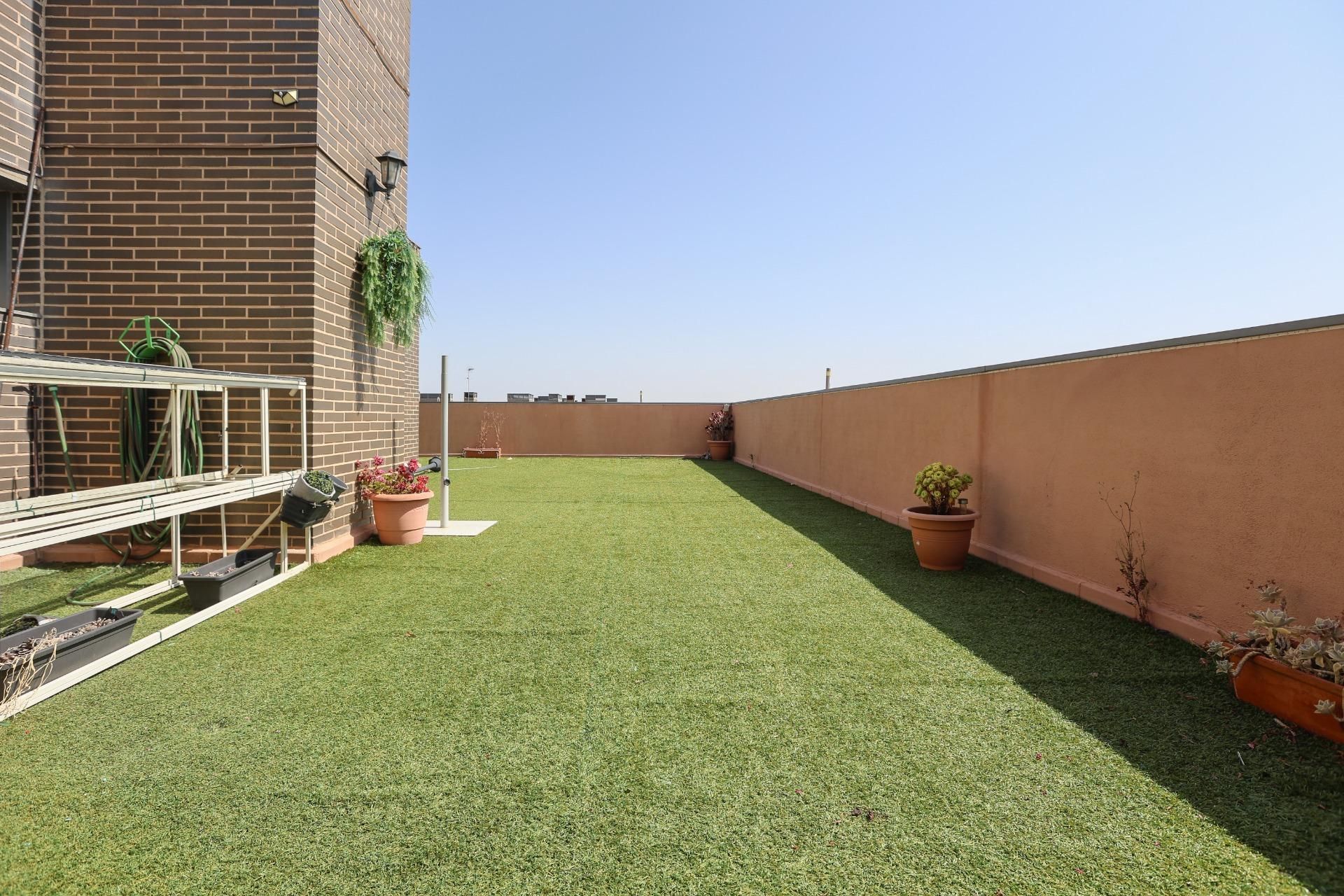 Terrassa de Àtic en venda en Valdemoro amb Calefacció, Jardí privat i Parquet