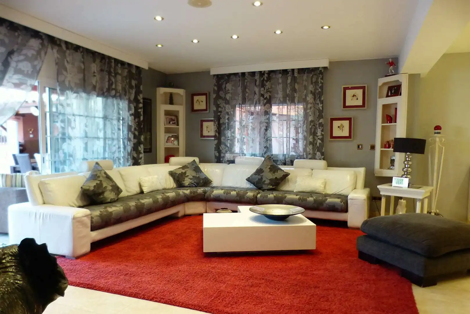 House with pool for sale in Requesens, imagen 6