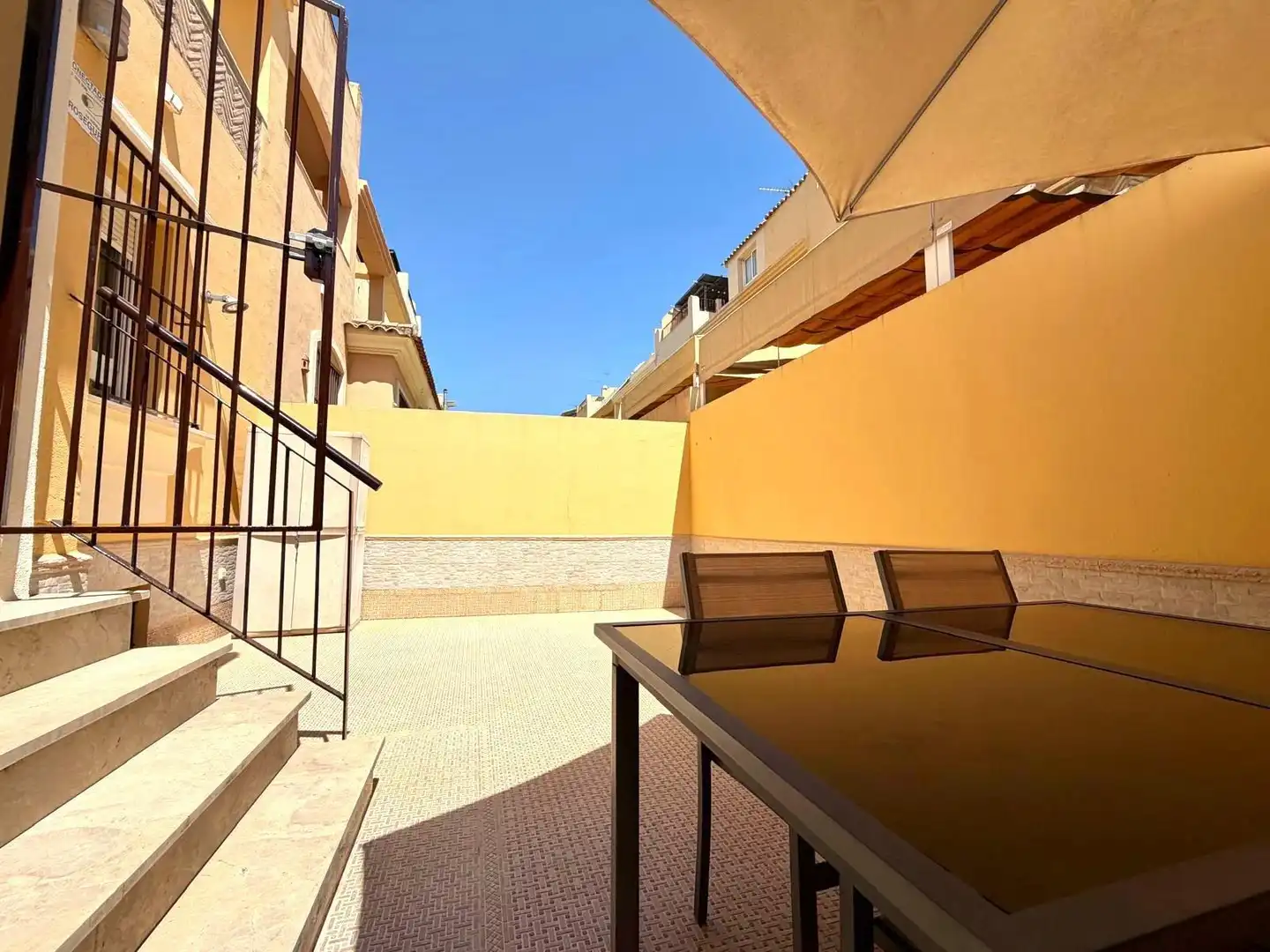 Terrassa de Casa adosada en venda en Jerez de la Frontera amb Aire condicionat, Calefacció i Terrassa