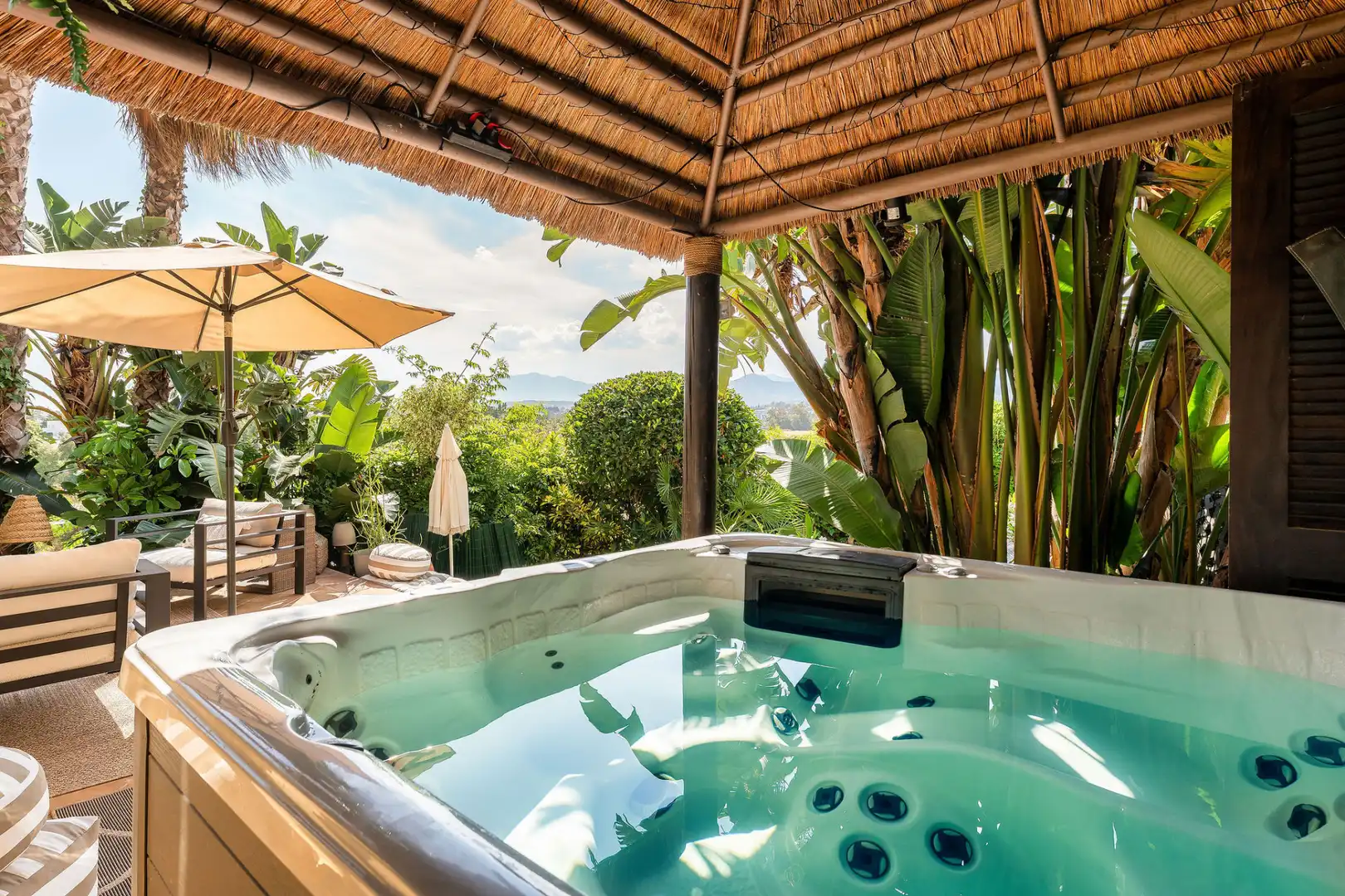 Bajo con piscina en venta en Nueva Andalucía, imagen 4