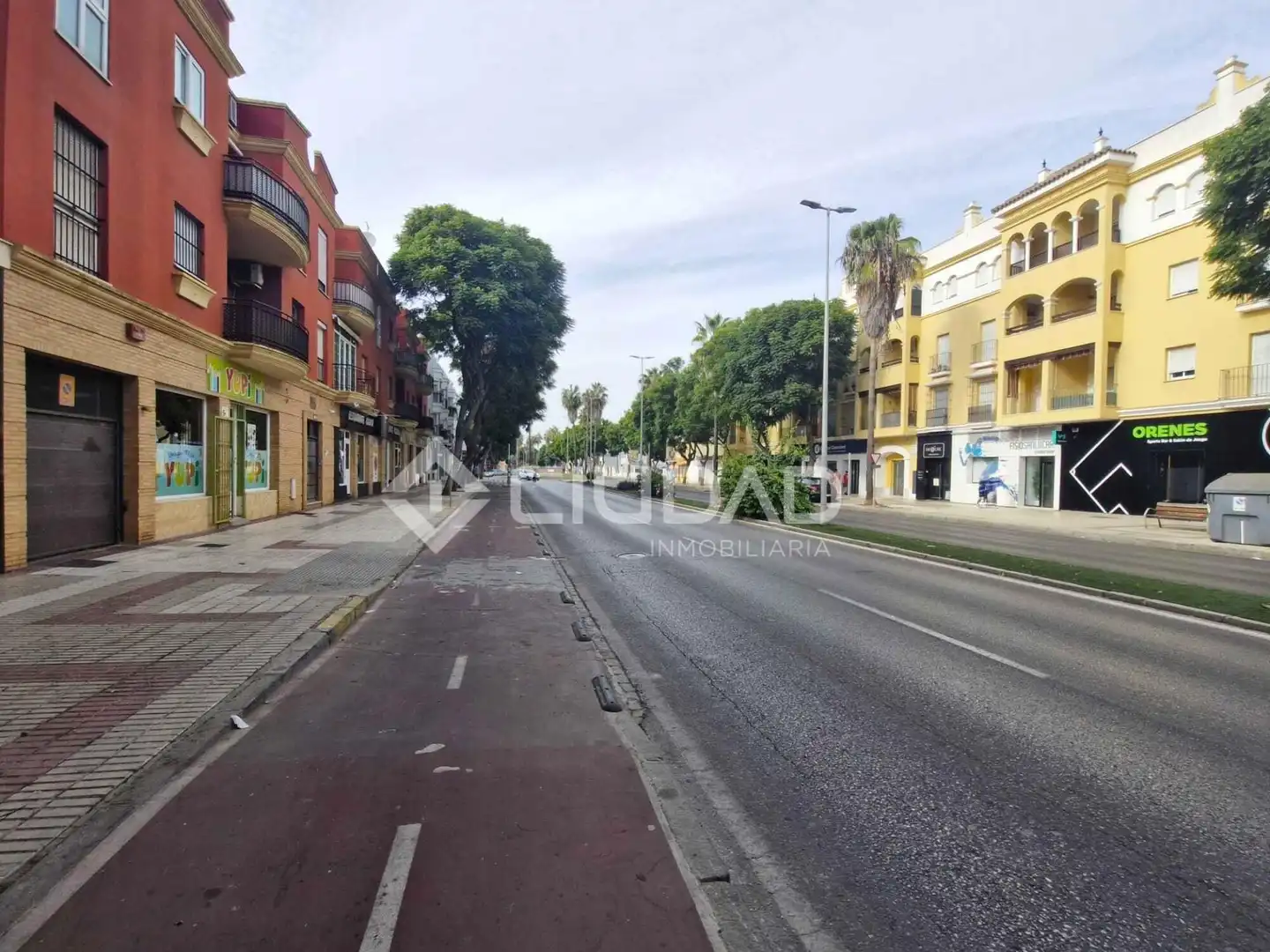 Exterior view of Commercial properties for sale in Sanlúcar de Barrameda