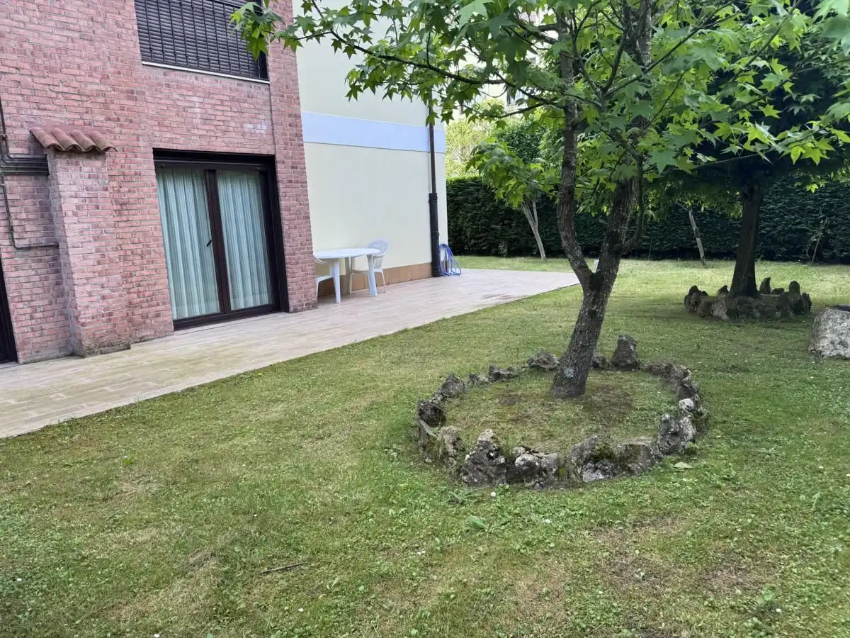 Garten von Wohnung zum Verkauf in Llanes mit Heizung, Privatgarten und Terrasse
