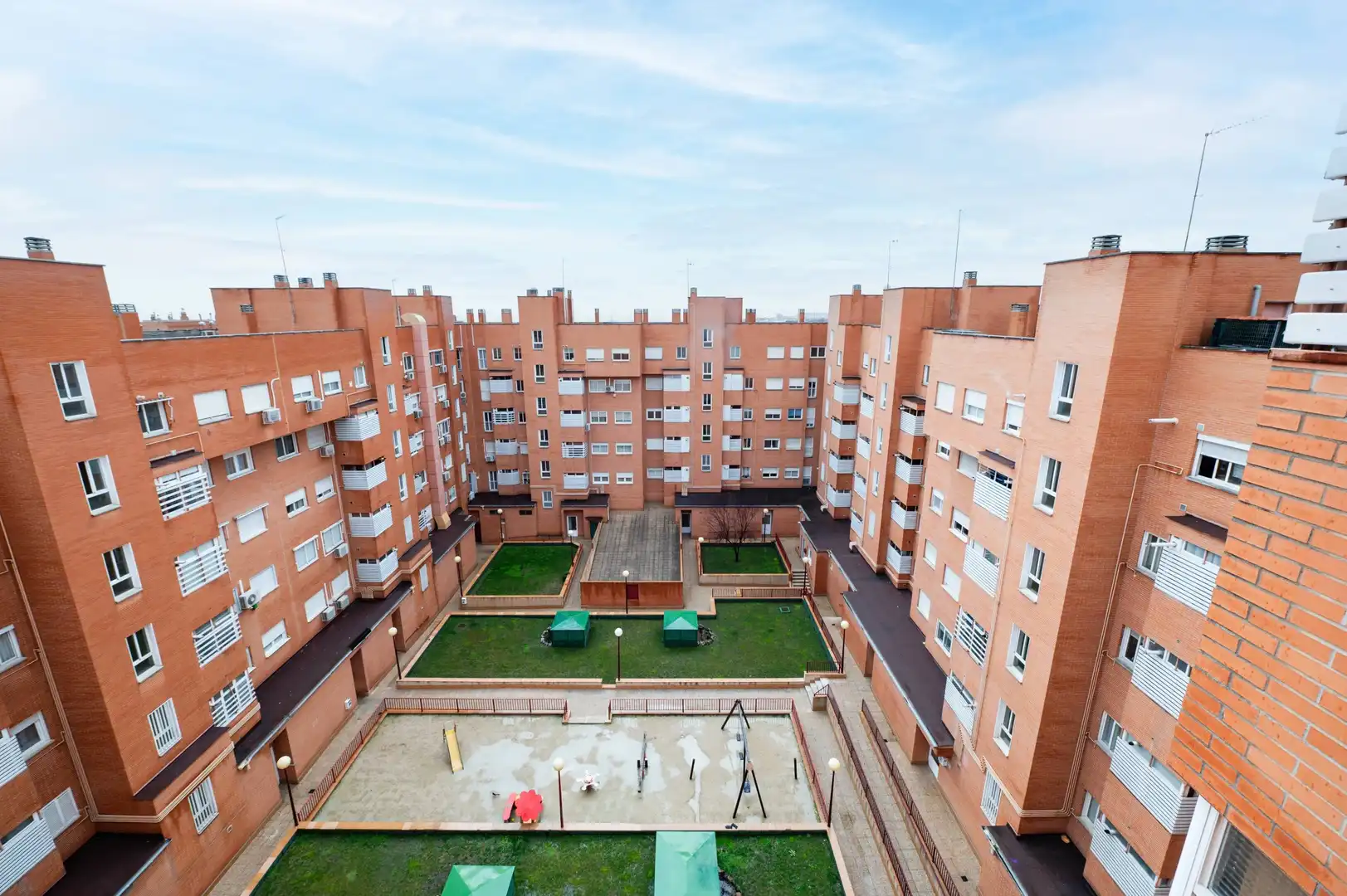 Vista exterior de Piso en venta en Madrid con Aire acondicionado y Calefacción