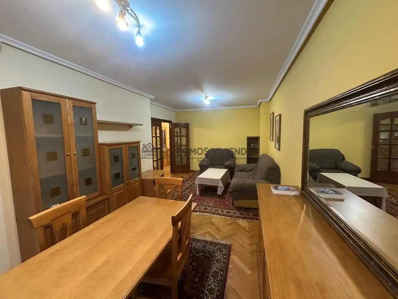 Flat with lift to rent in Residencia, imagen 2