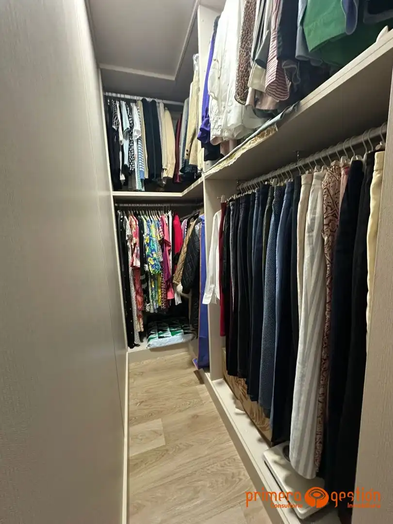 Piso en venta en Lora del Río con Aire acondicionado, Calefacción y Trastero