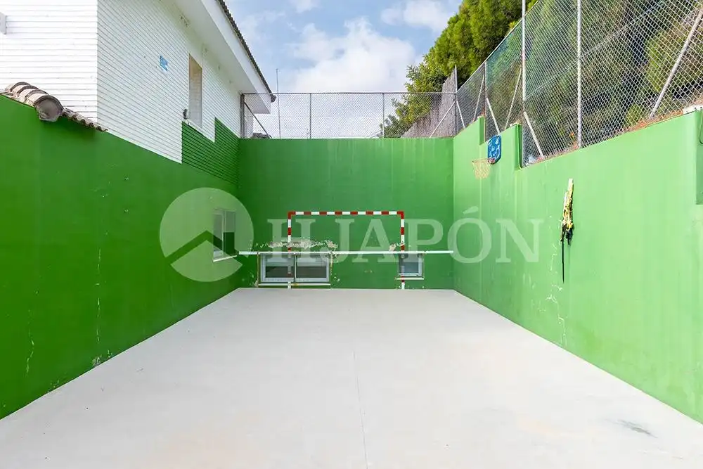 Terraza de Casa o chalet en venta en Alella con Aire acondicionado, Calefacción y Jardín privado
