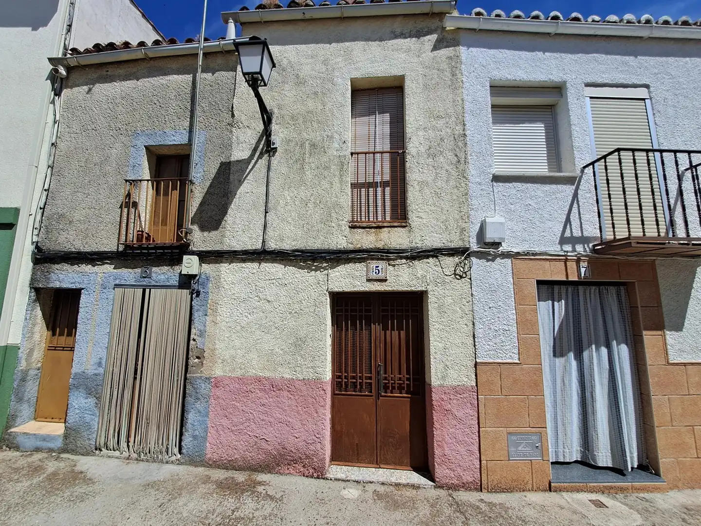 House for sale in Torre de Santa María, imagen 2