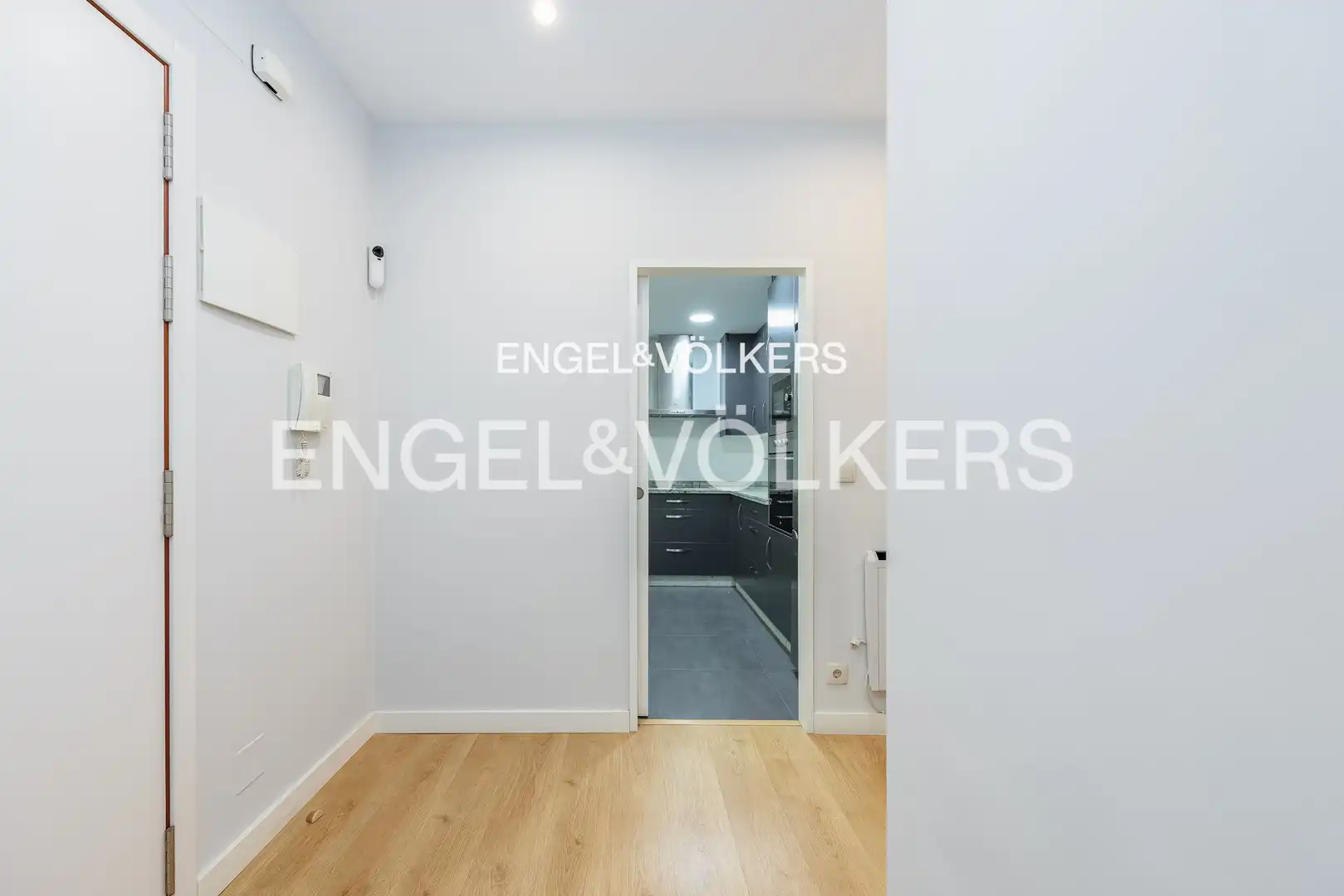 Piso en venta en Vigo  con Calefacción, Terraza y Balcón