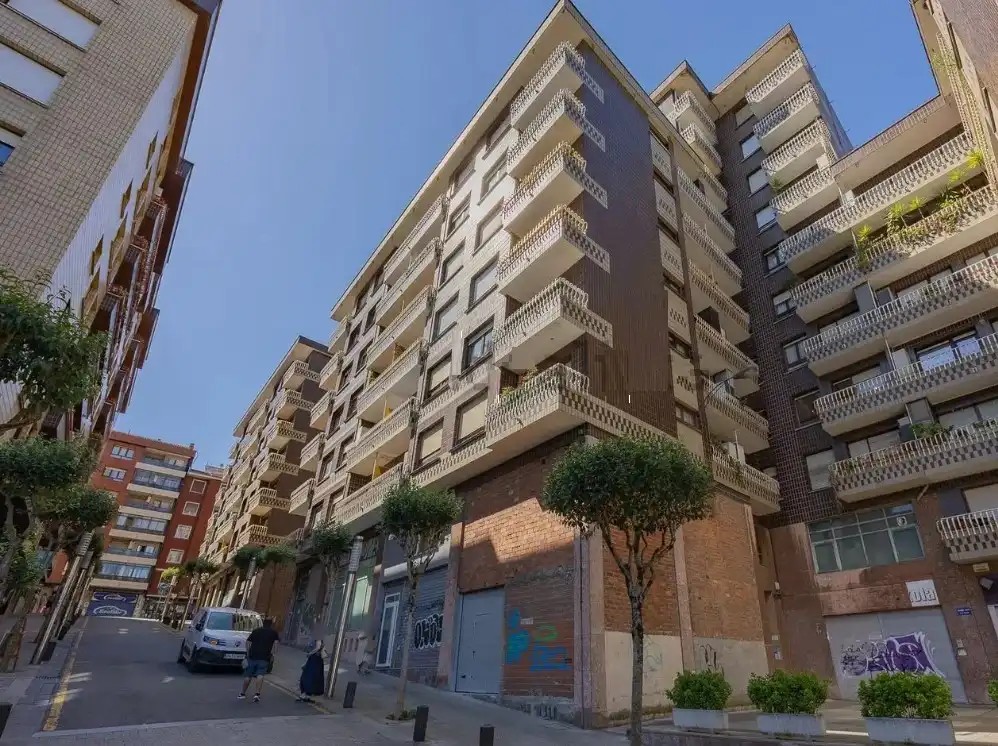 Exterior view of Flat for sale in Bilbao   with Heating and Balcony