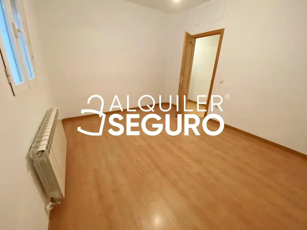 Habitación de Piso de alquiler en Madrid con Calefacción
