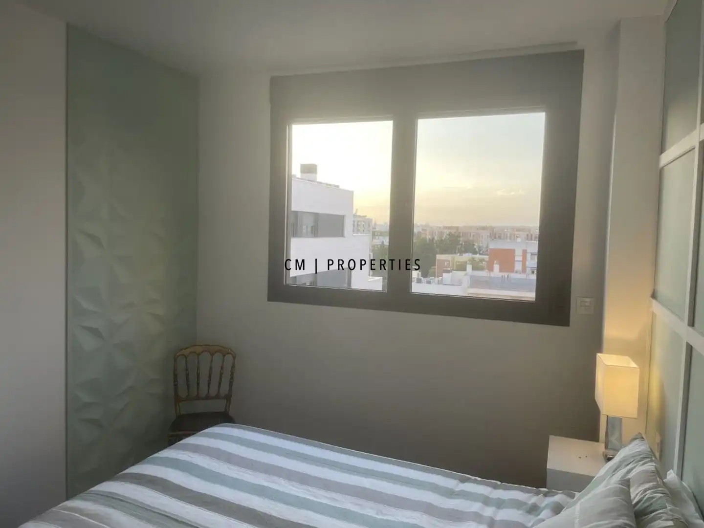 Habitación de Ático de alquiler en Valencia con Aire acondicionado, Calefacción y Terraza