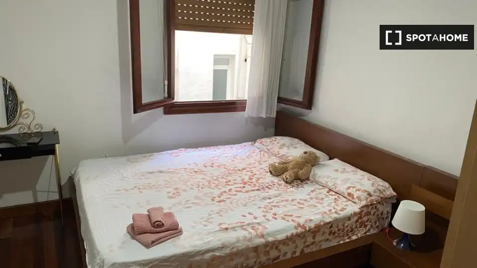 Schlafzimmer von Wohnung zur untervermieten in Bilbao  mit Klimaanlage, Heizung und Möbliert