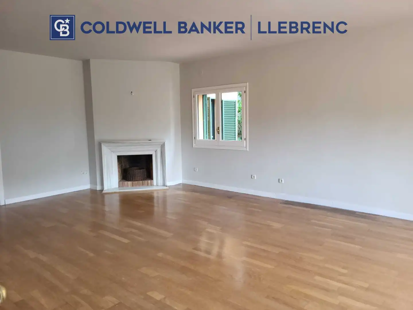 Sala d'estar de Planta baixa de lloguer en Barcelona amb Calefacció, Parquet i Terrassa
