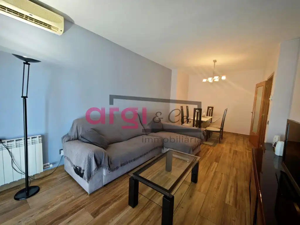 Sala de estar de Ático en venta en Viladecans con Terraza y Balcón