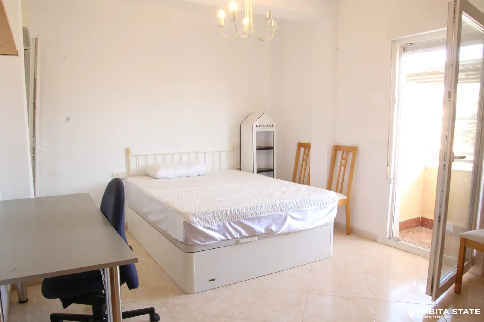 Bedroom of Flat for rent in Almería  with Air Conditioner, Terrace and Furnished