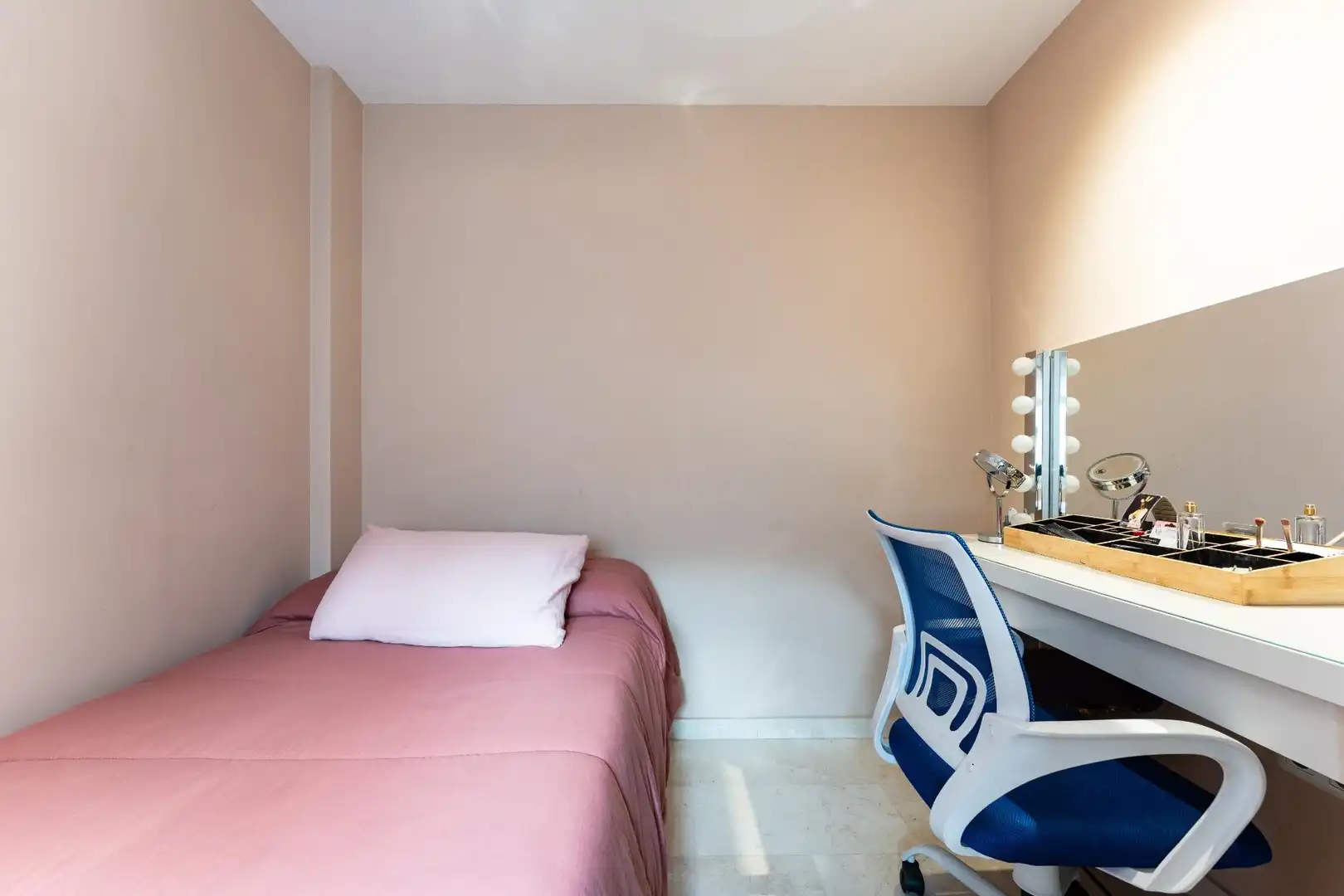 Bedroom of Attic for sale in Rincón de la Victoria  with Air Conditioner, Heating and Terrace