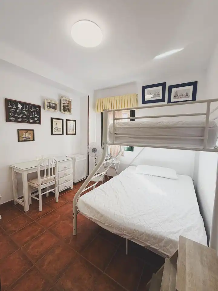 Bedroom of Flat for sale in Zahara de los Atunes  with Air Conditioner, Terrace and Furnished