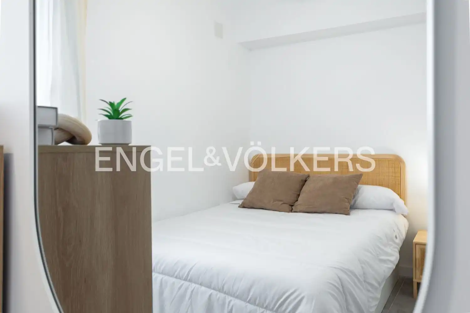 Dormitori de Apartament de lloguer en Dénia amb Aire condicionat, Calefacció i Terrassa