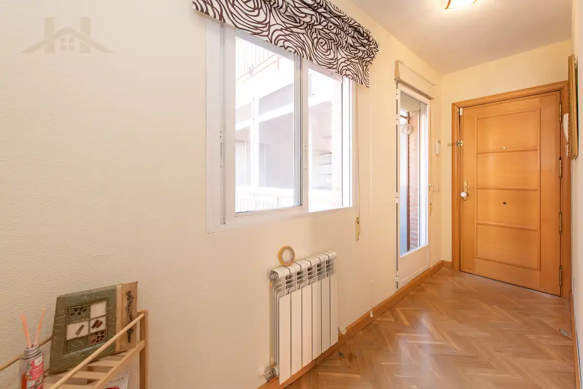 Wohnung zum Verkauf in San Sebastián de los Reyes mit Klimaanlage, Heizung und Terrasse