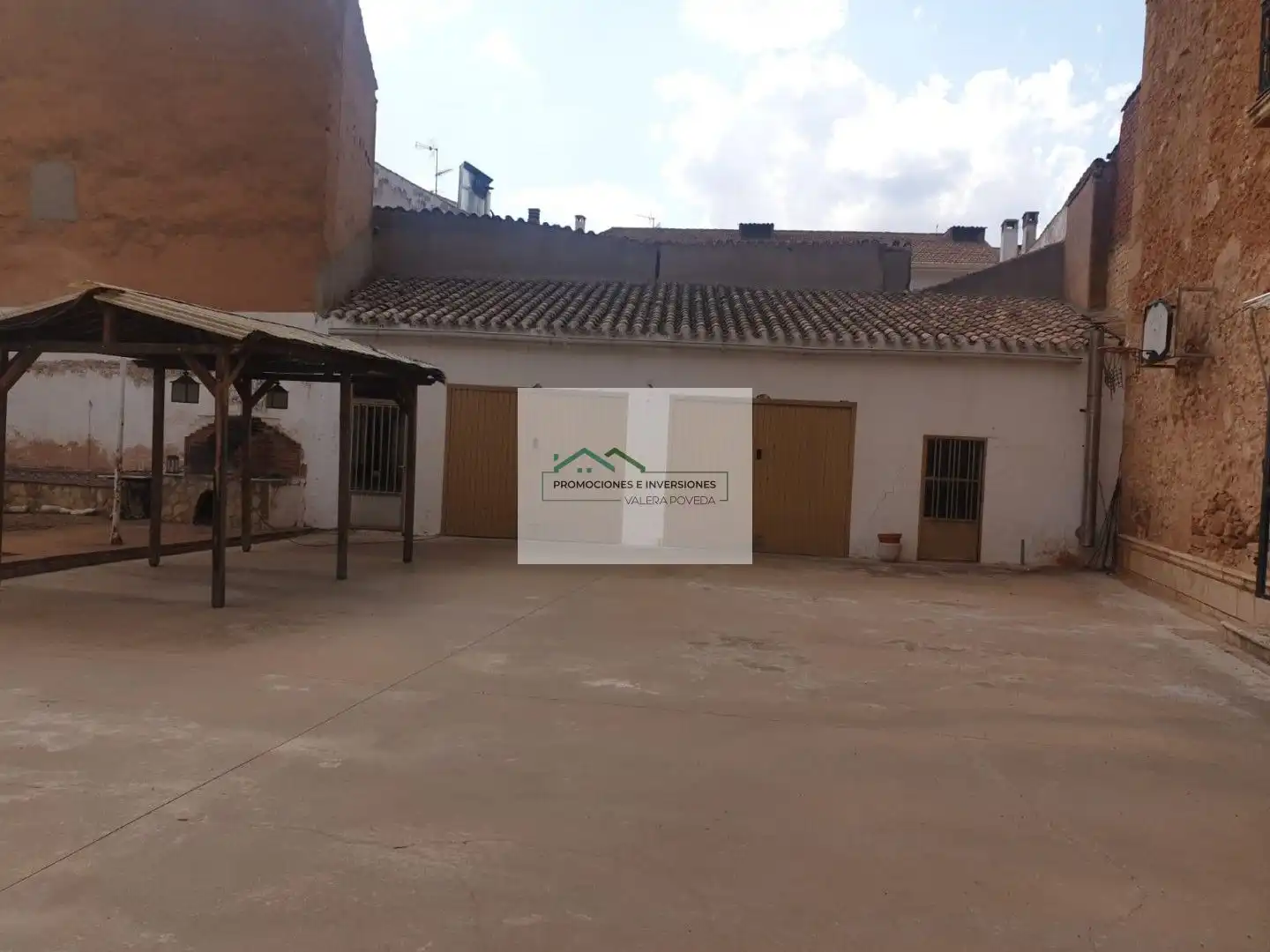 Vista exterior de Casa o chalet en venta en Motilla del Palancar con Jardín privado, Piscina y Amueblado