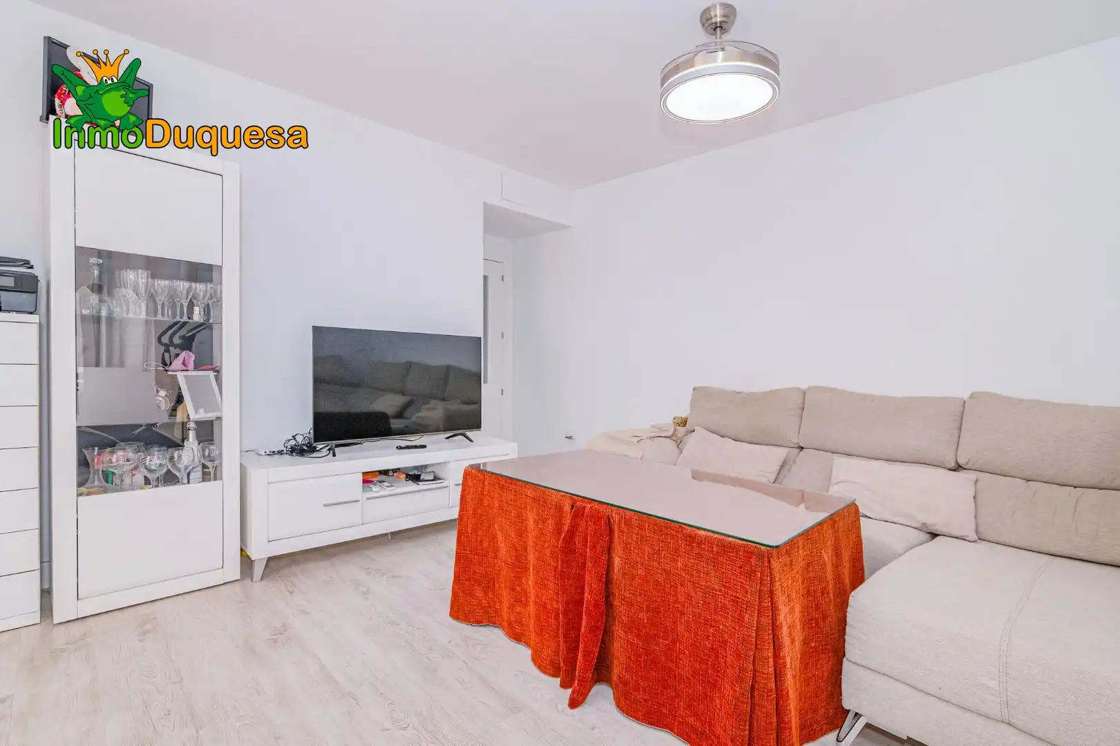 Sala de estar de Piso en venta en La Zubia con Aire acondicionado, Calefacción y Terraza