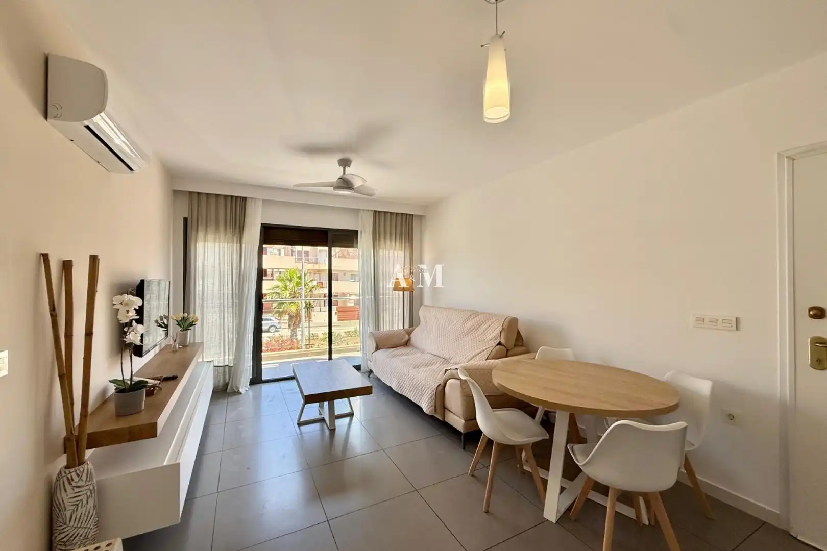 Sala de estar de Ático de alquiler en Pilar de la Horadada con Calefacción, Terraza y Trastero