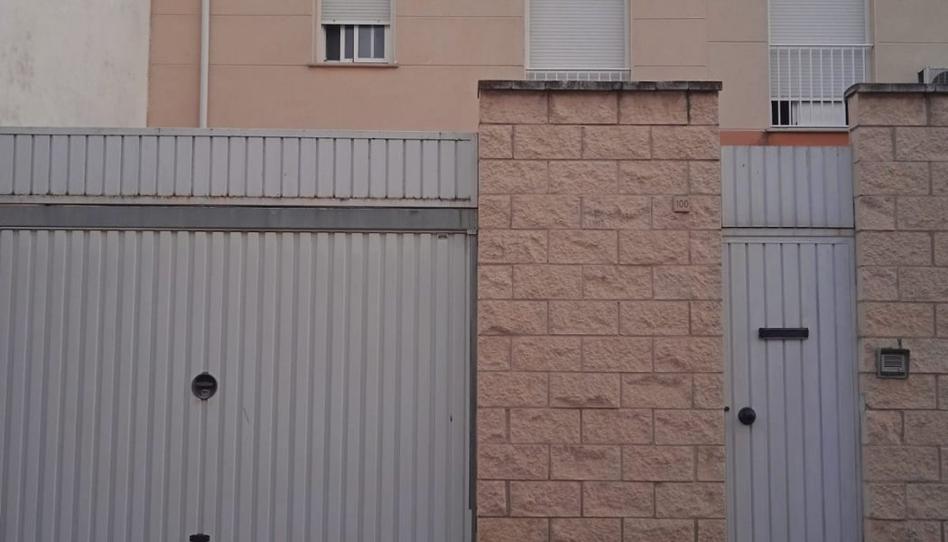 Foto 1 de Casa adosada en venda a Casar de Cáceres, Cáceres