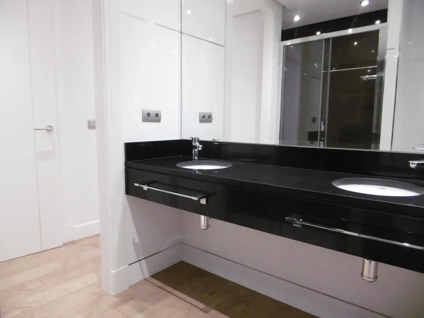 Baño de Ático de alquiler en Valladolid con Calefacción y Terraza