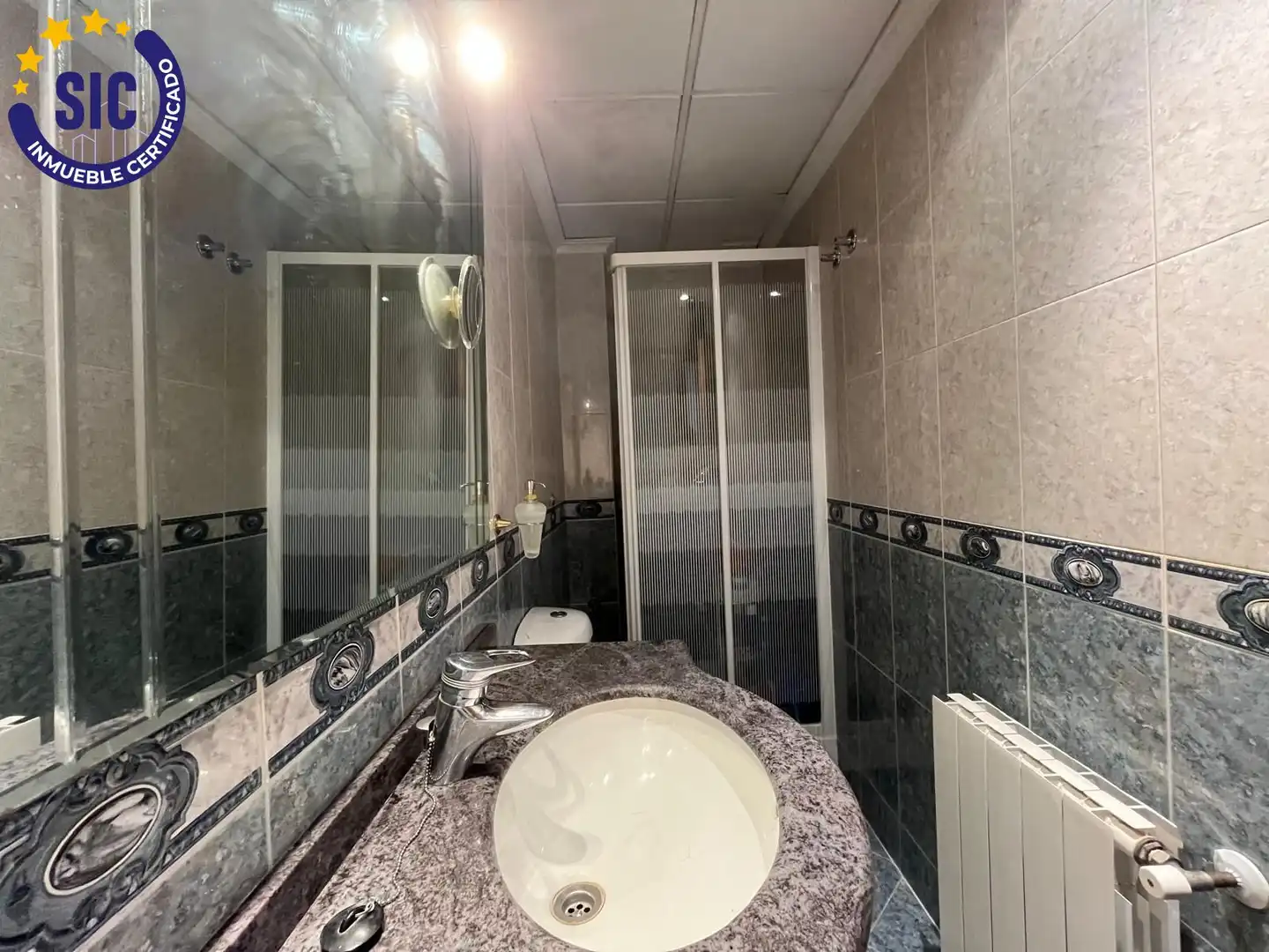 Bany de Casa o xalet en venda en Domeño amb Aire condicionat, Calefacció i Terrassa