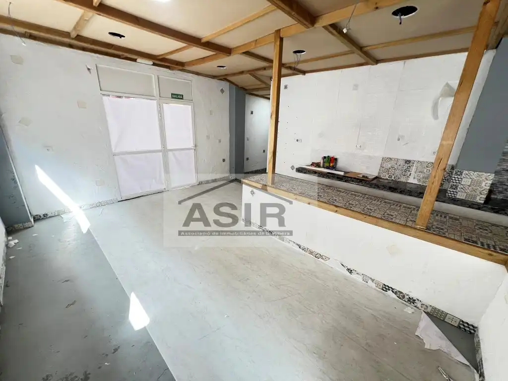 Local comercial de lloguer a Plaza Lletres Valencianes, imagen 16