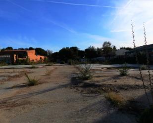 Vista exterior de Terreny industrial en venda en Fuenlabrada