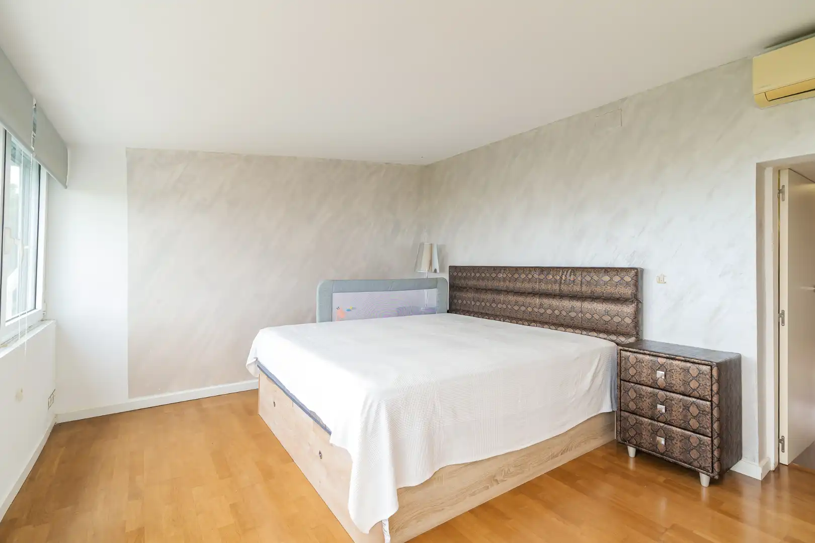 Habitación de Casa adosada en venta en Castelldefels con Aire acondicionado, Calefacción y Parquet