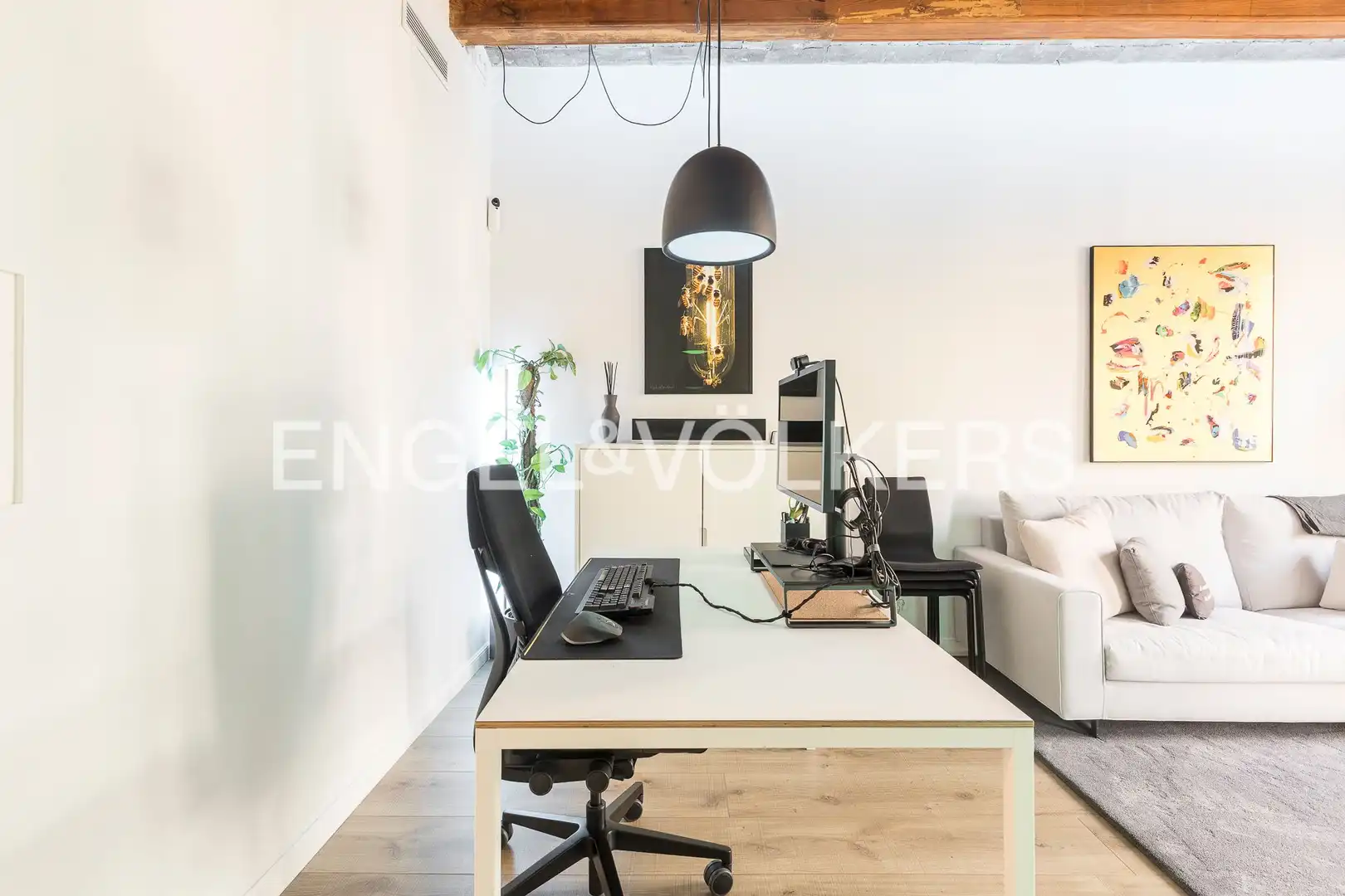 Flat for sale in Barcelona  with Air Conditioner, Heating and Balcony