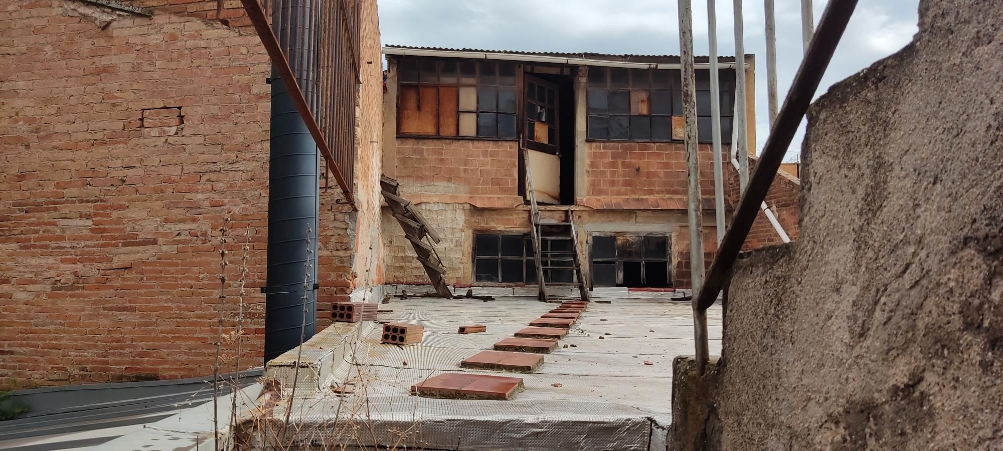Exterior view of House or chalet for sale in Sabadell  with Private garden, Terrace and Balcony