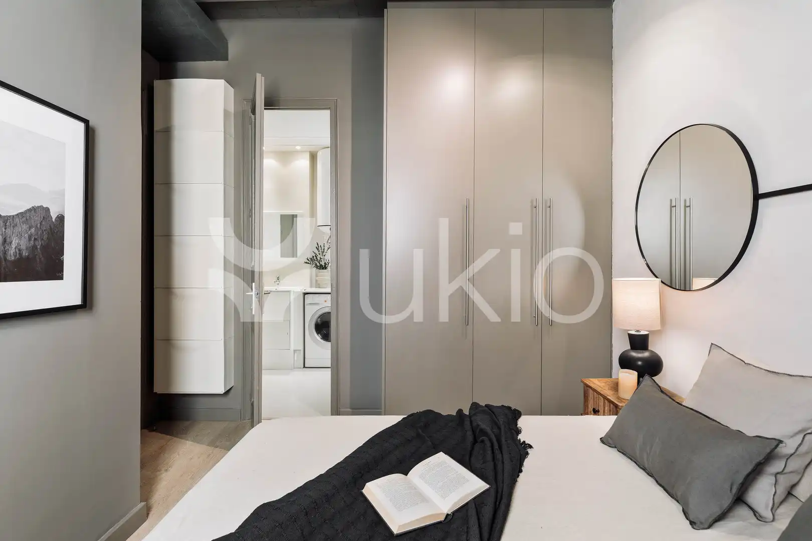 Habitación de Apartamento de alquiler en Barcelona con Aire acondicionado, Calefacción y Amueblado