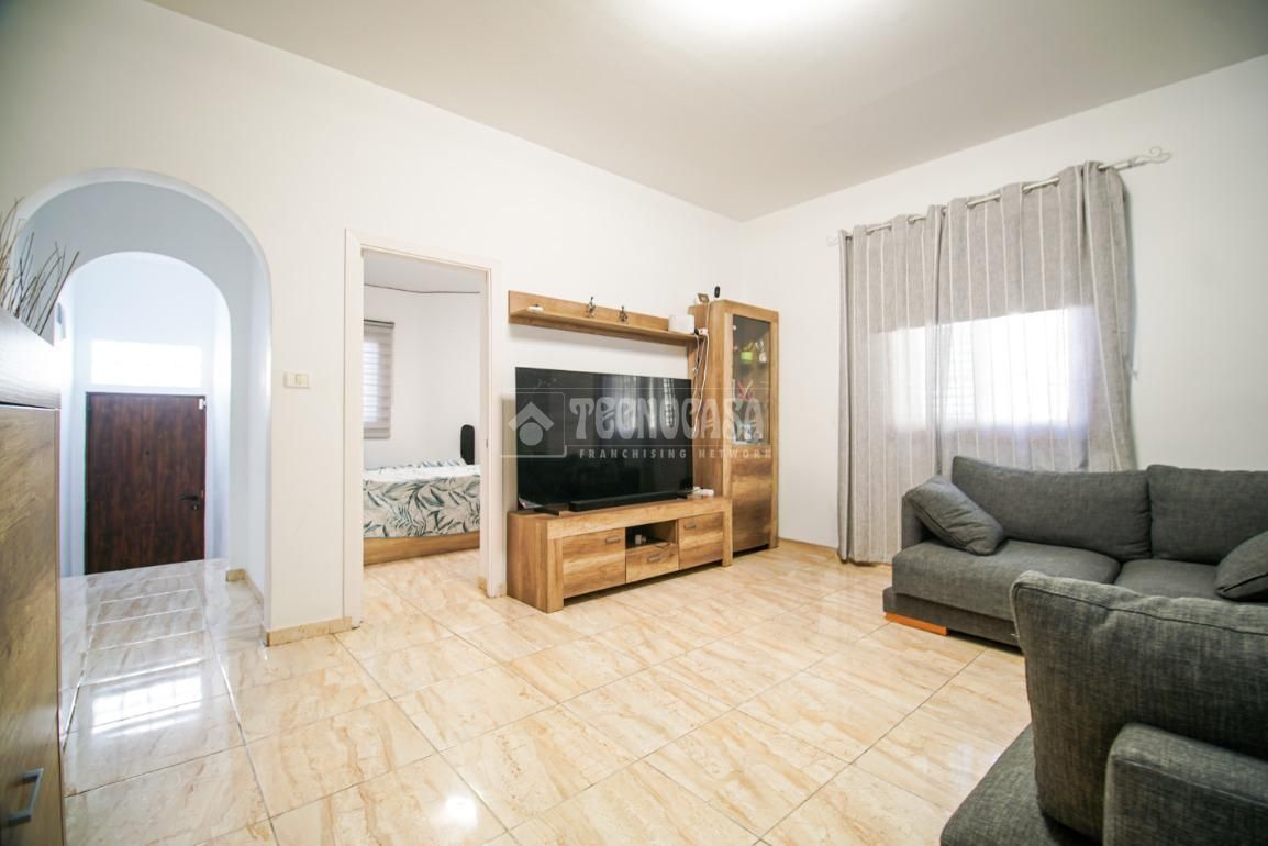 Sala d'estar de Casa adosada en venda en San Cristóbal de la Laguna