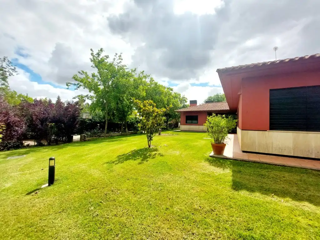 Jardí de Casa o xalet en venda en Badajoz