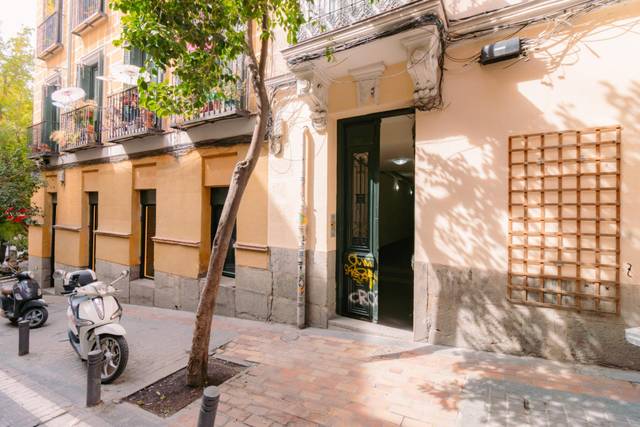 Estudio en Venta en Calle del Molino de Viento en Universidad - Malasaña
