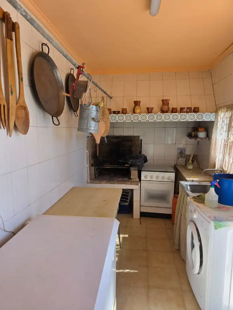 Cuina de Casa o xalet en venda en Llíria amb Jardí privat, Terrassa i Piscina
