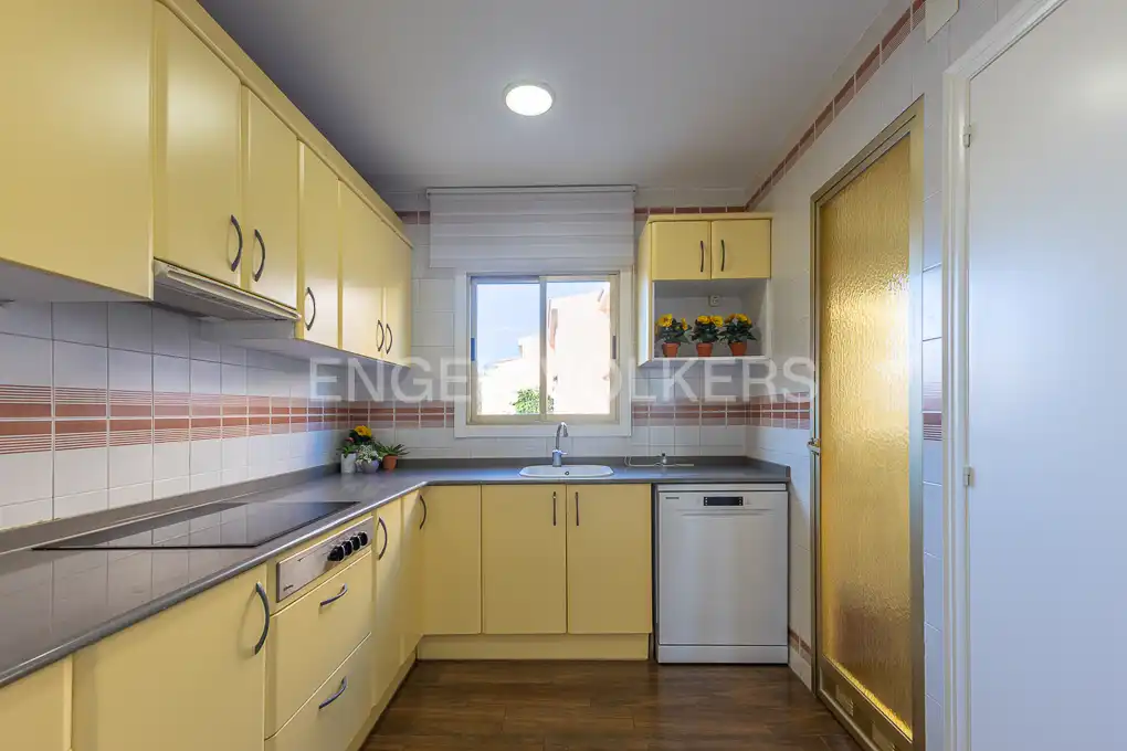 Kitchen of Houses for rent in Castellón de la Plana / Castelló de la Plana  with Air Conditioner, Heating and Private garden
