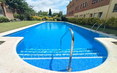 Swimming pool of Single-family semi-detached for sale in Calella  with Air Conditioner, Terrace and Balcony