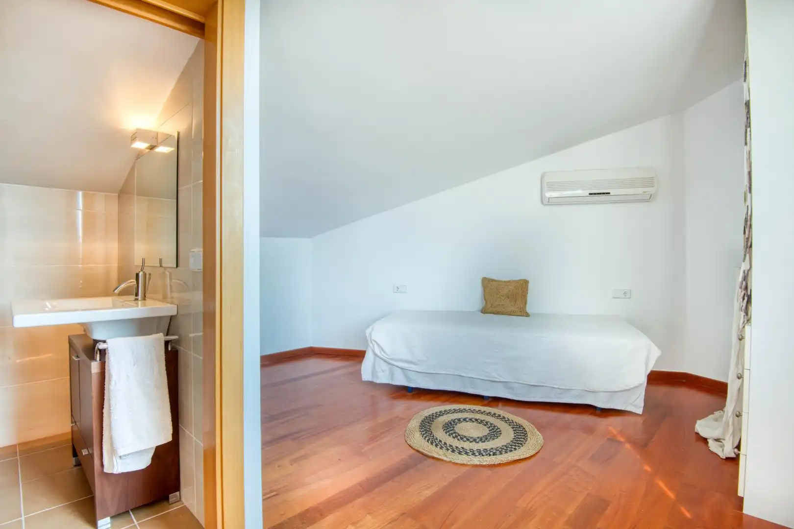 Dúplex con terraza en venta en Carrer de Llevant, imagen 19