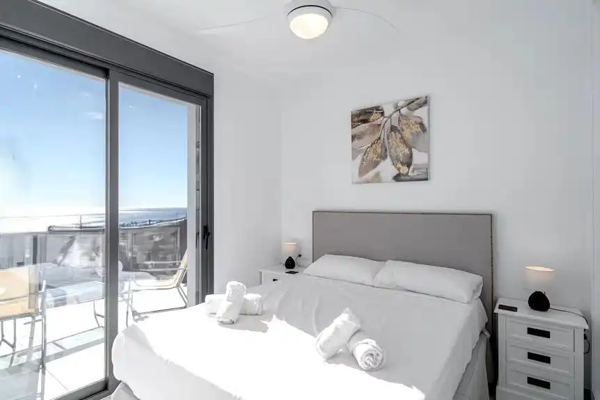 Habitación de Casa o chalet en venta en Nerja con Aire acondicionado, Terraza y Piscina