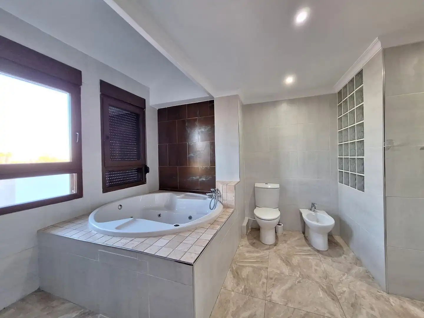 Dúplex con terraza en venta en Calle JOANOT MARTORELL, imagen 12