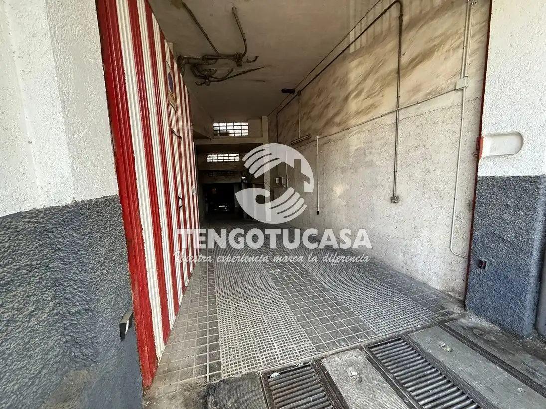 Garage for sale in Madrid